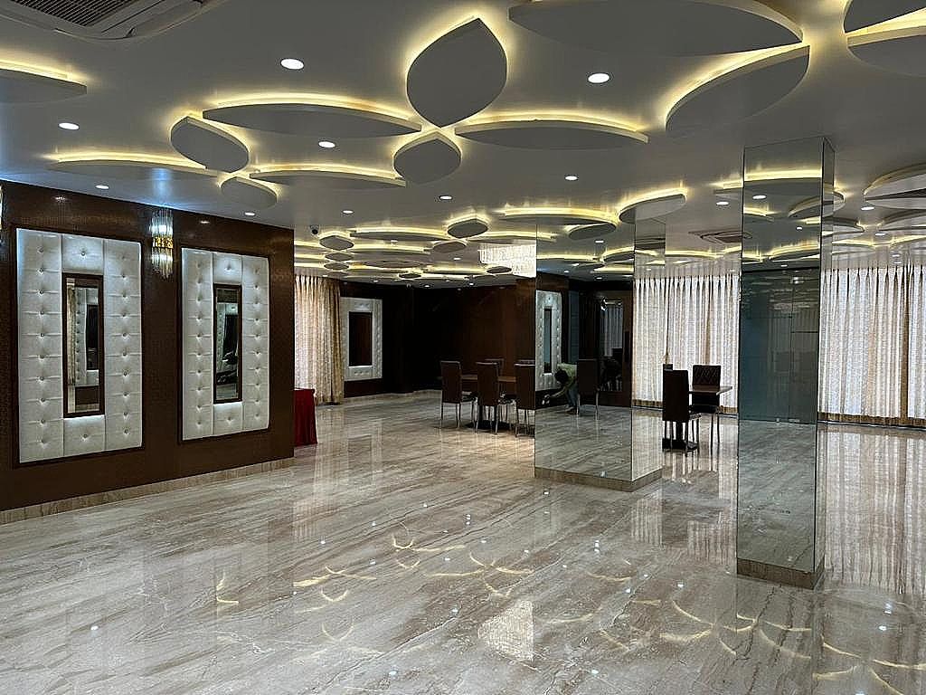 undefined Hotel Hardik Palacio 3
