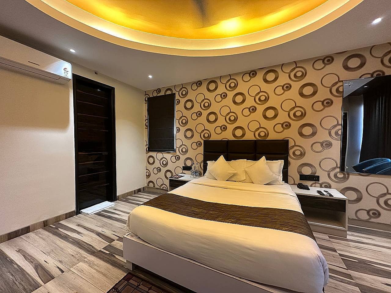 Executive Twin Non-Smoking