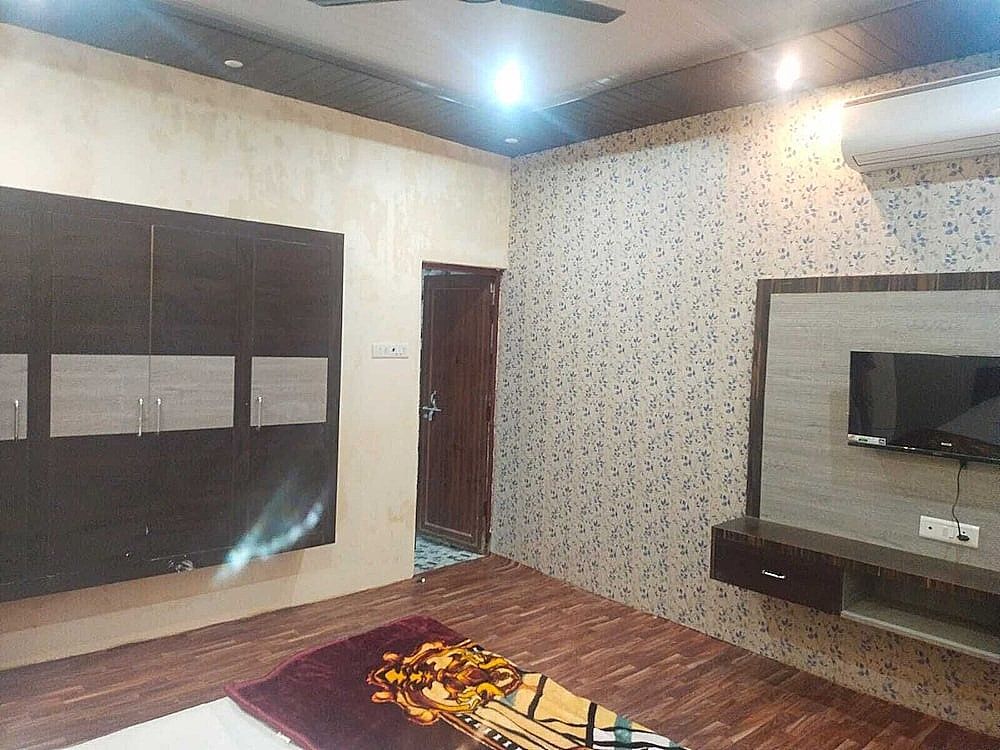 Banaras Residency Double Room