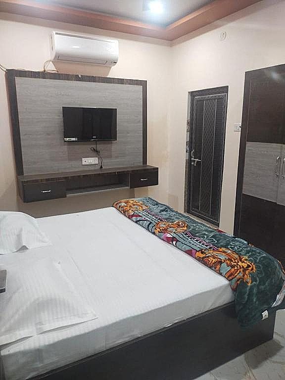 Banaras Residency Double Room 4