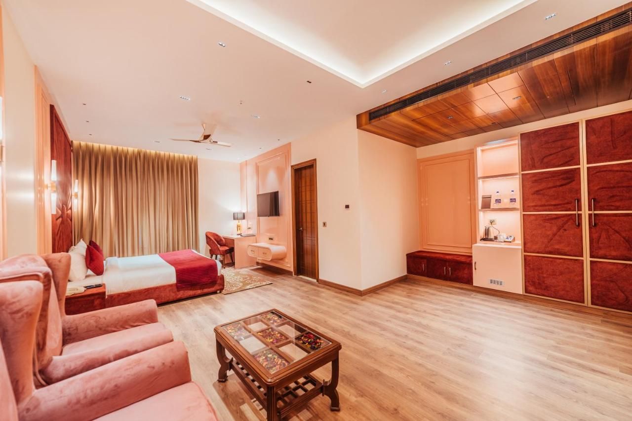 The Ramayana Hotel Suite Room 2