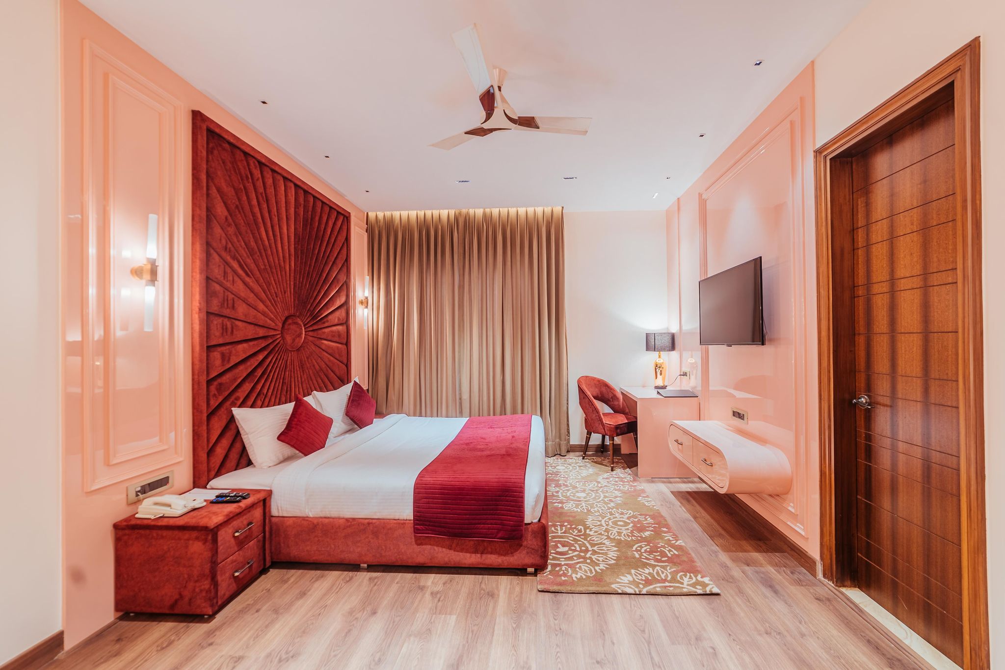 Luxury Suite Room