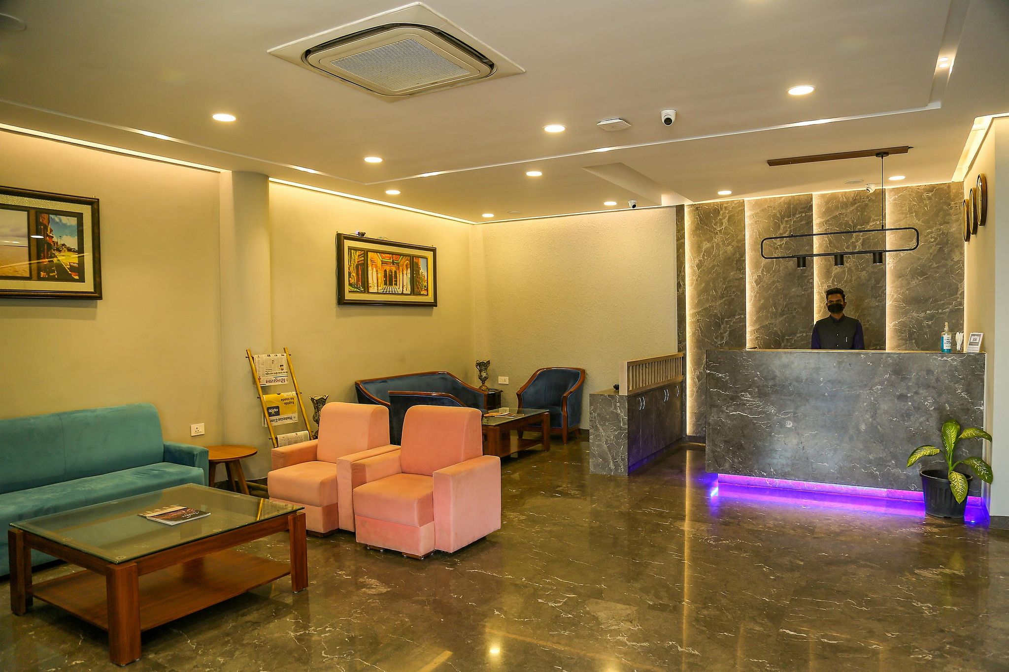 undefined Four Leaf Hotel Sapphire Blue, Varanasi 2