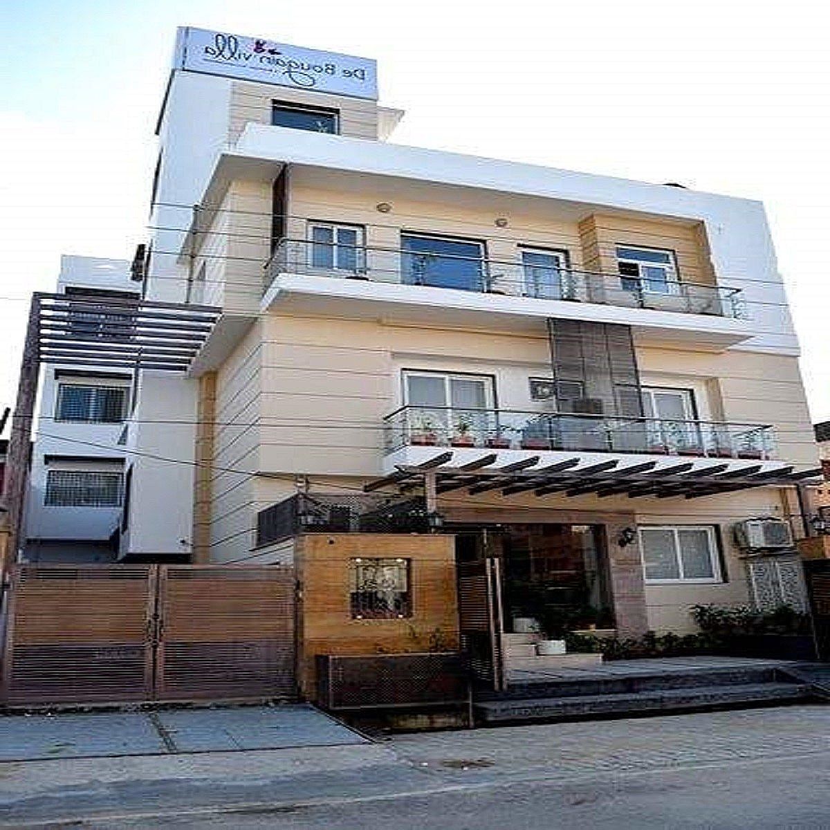 Hotel Exterior