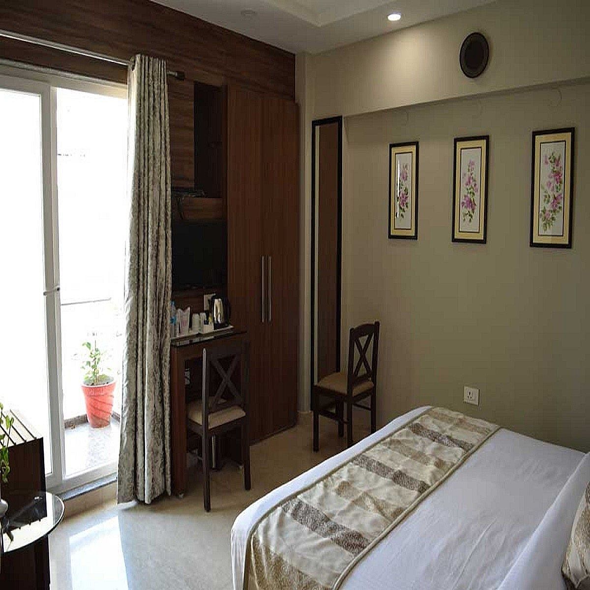 De Bougain Villa Premium Room  8