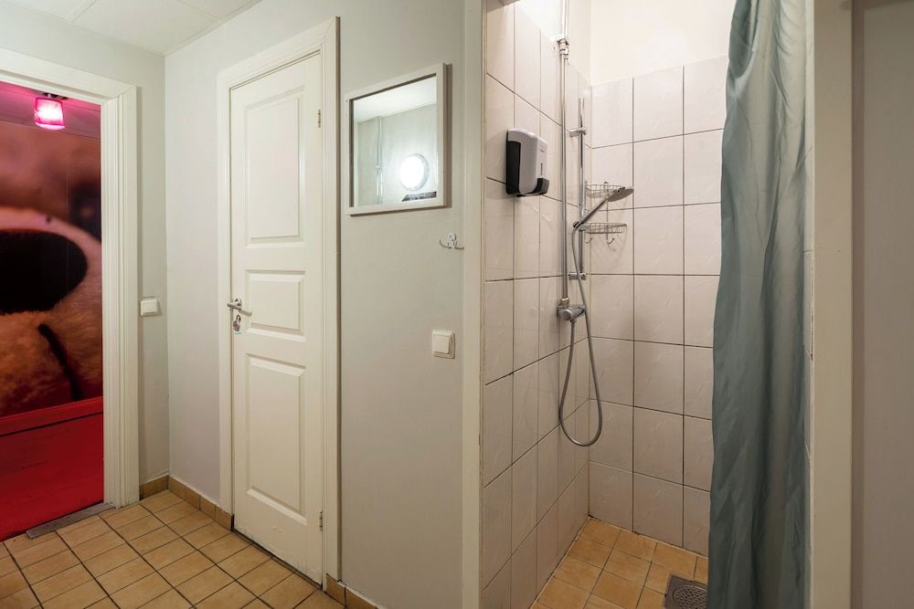 Reimersholme Hotel Twin Room, Shared Bathroom (Annex) 10
