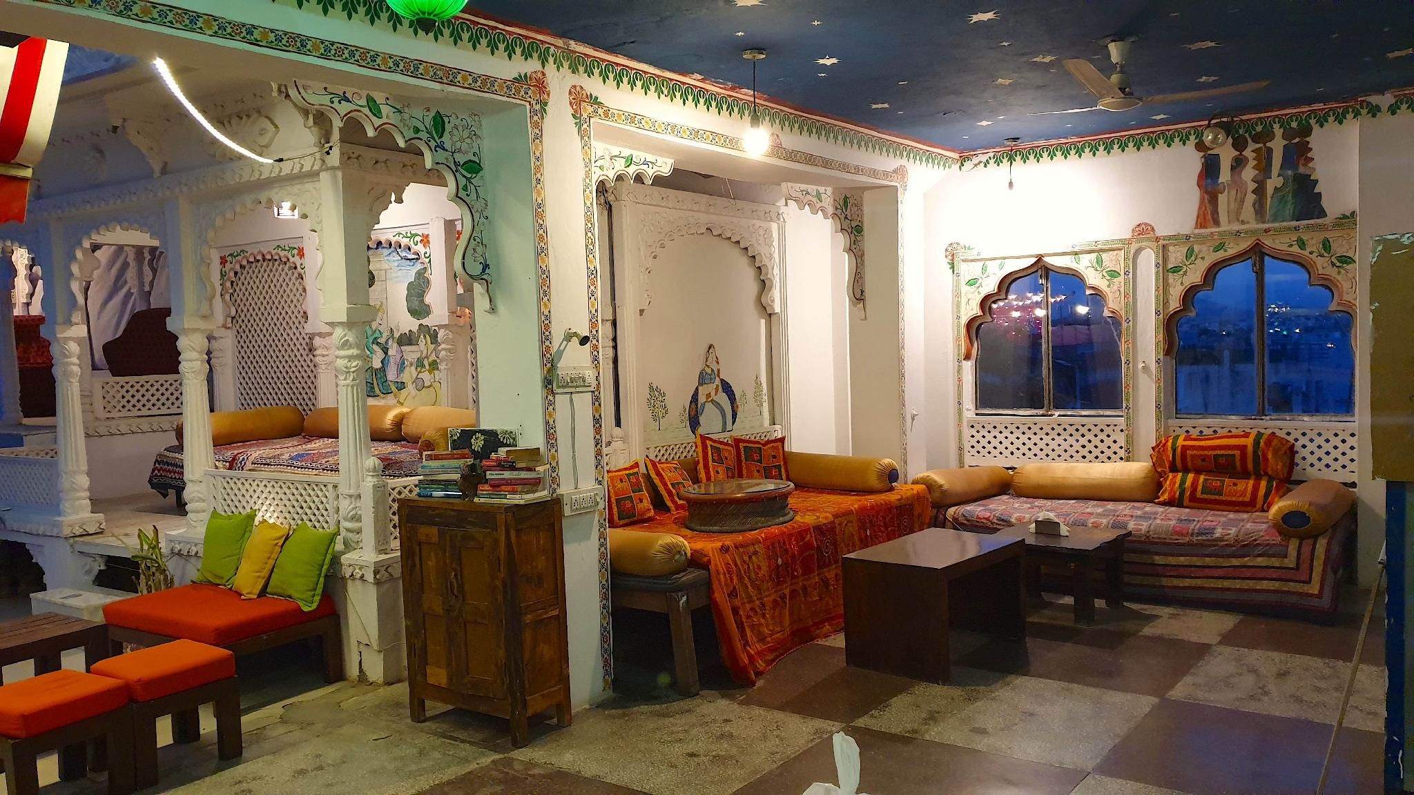 Dream Heaven Haveli ( lake View )