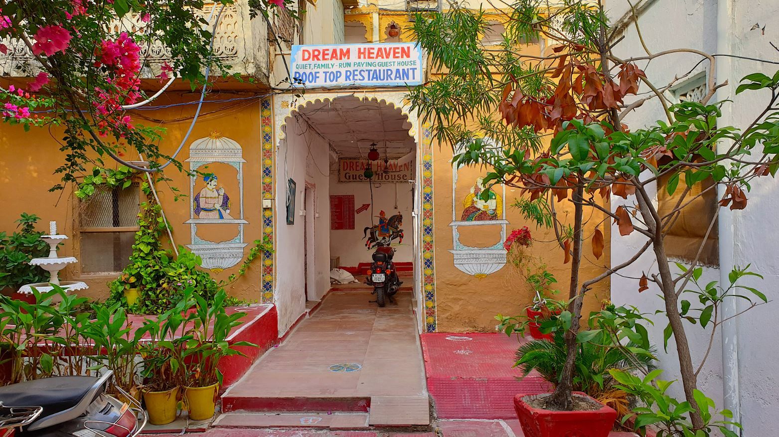 Dream Heaven Haveli ( lake View )