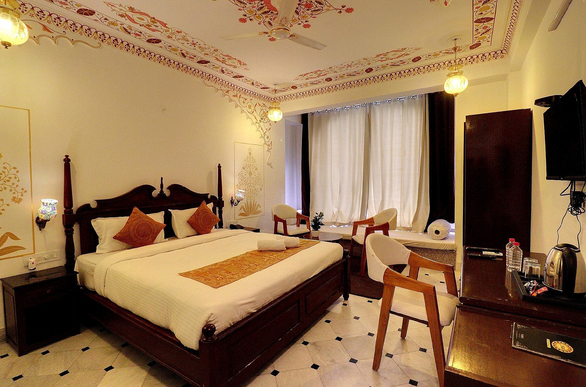King Room with Lake View