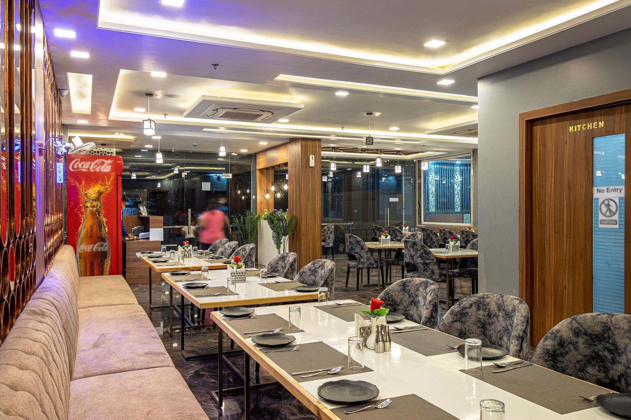 Food & Dining