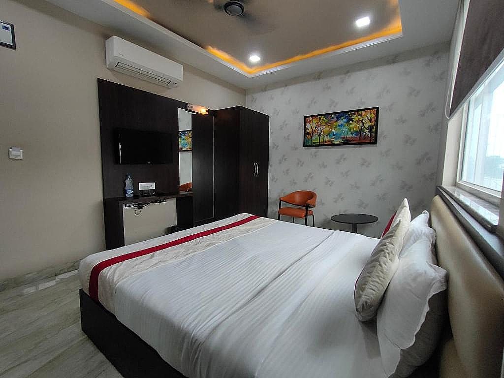 Hotel Jai Harsh Deluxe Double Room 21