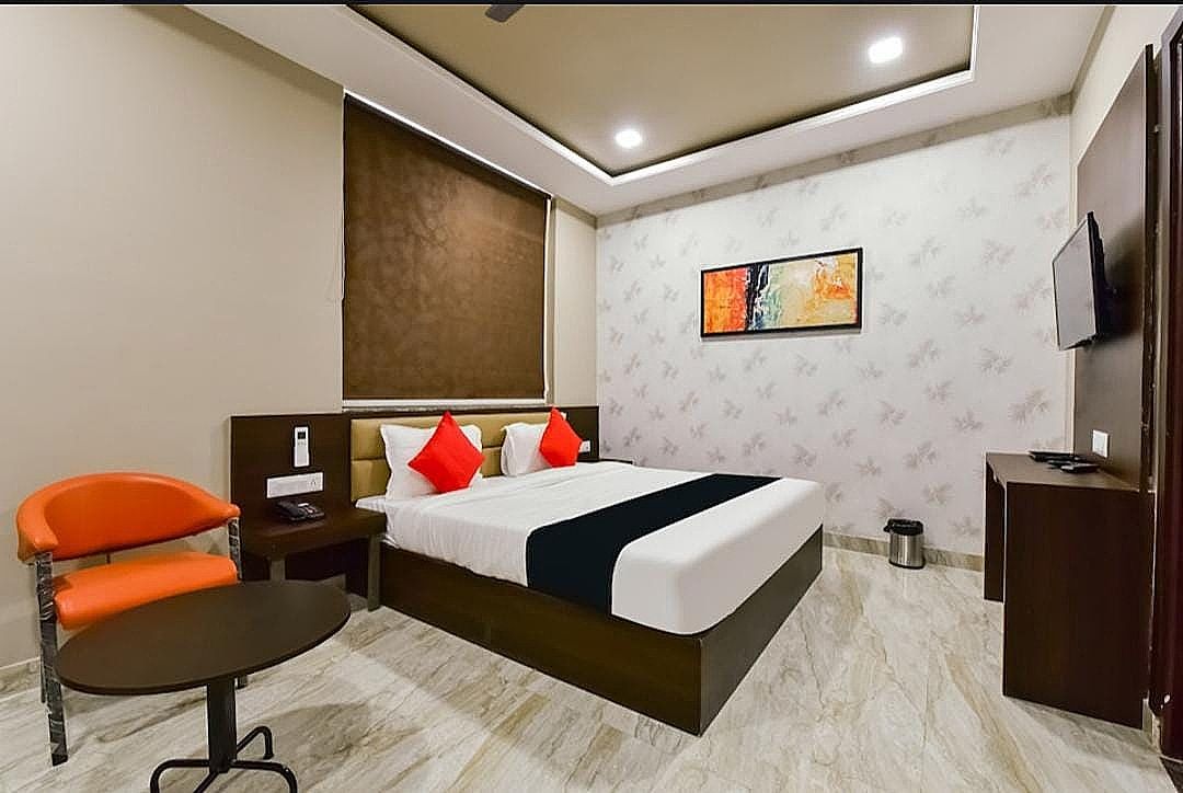 Hotel Jai Harsh Deluxe Double Room 32