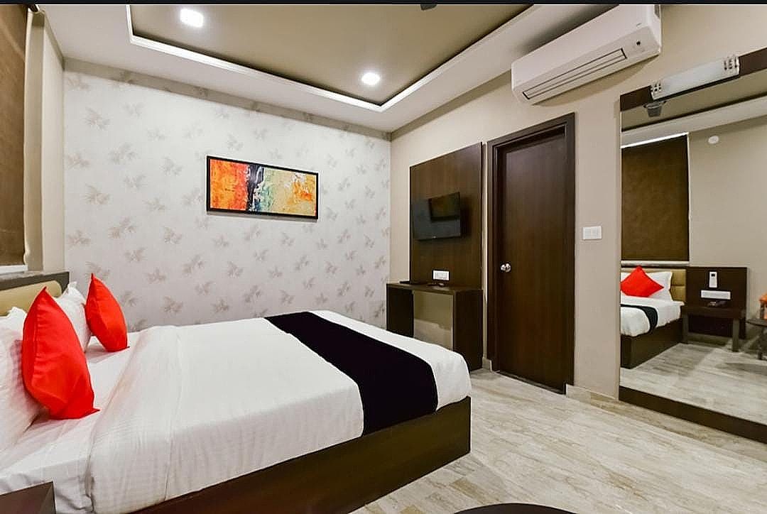 Hotel Jai Harsh Deluxe Double Room 17