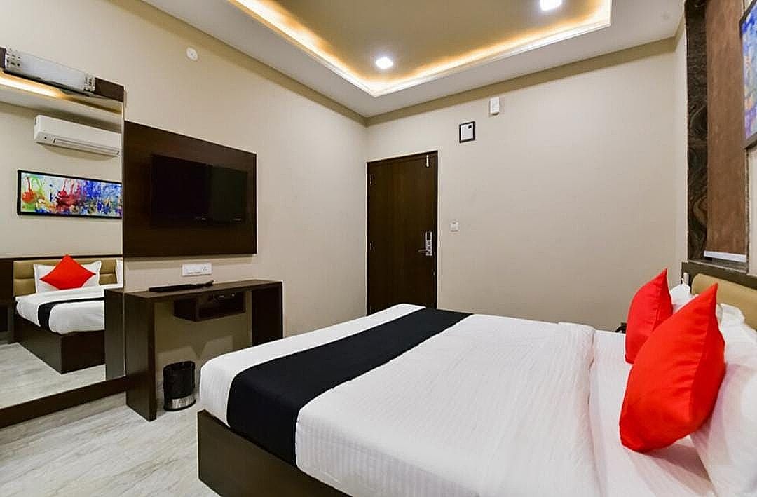 Hotel Jai Harsh Deluxe Double Room 33