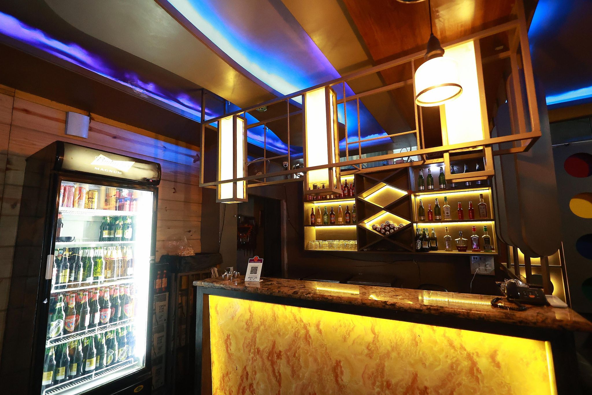 Food & Dining
