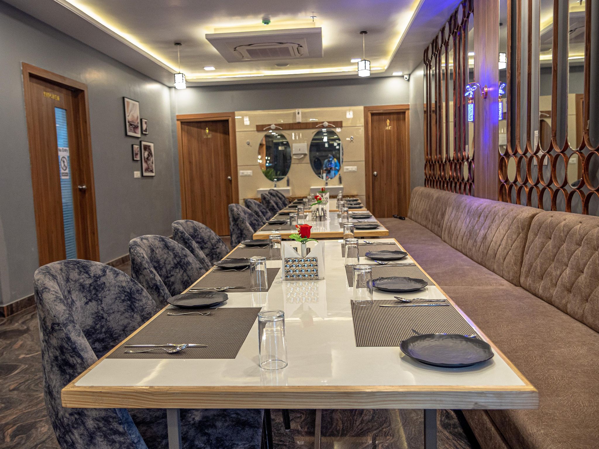Food & Dining
