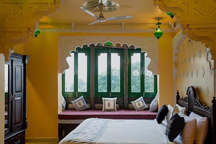 Sheeshmahal By Oladar