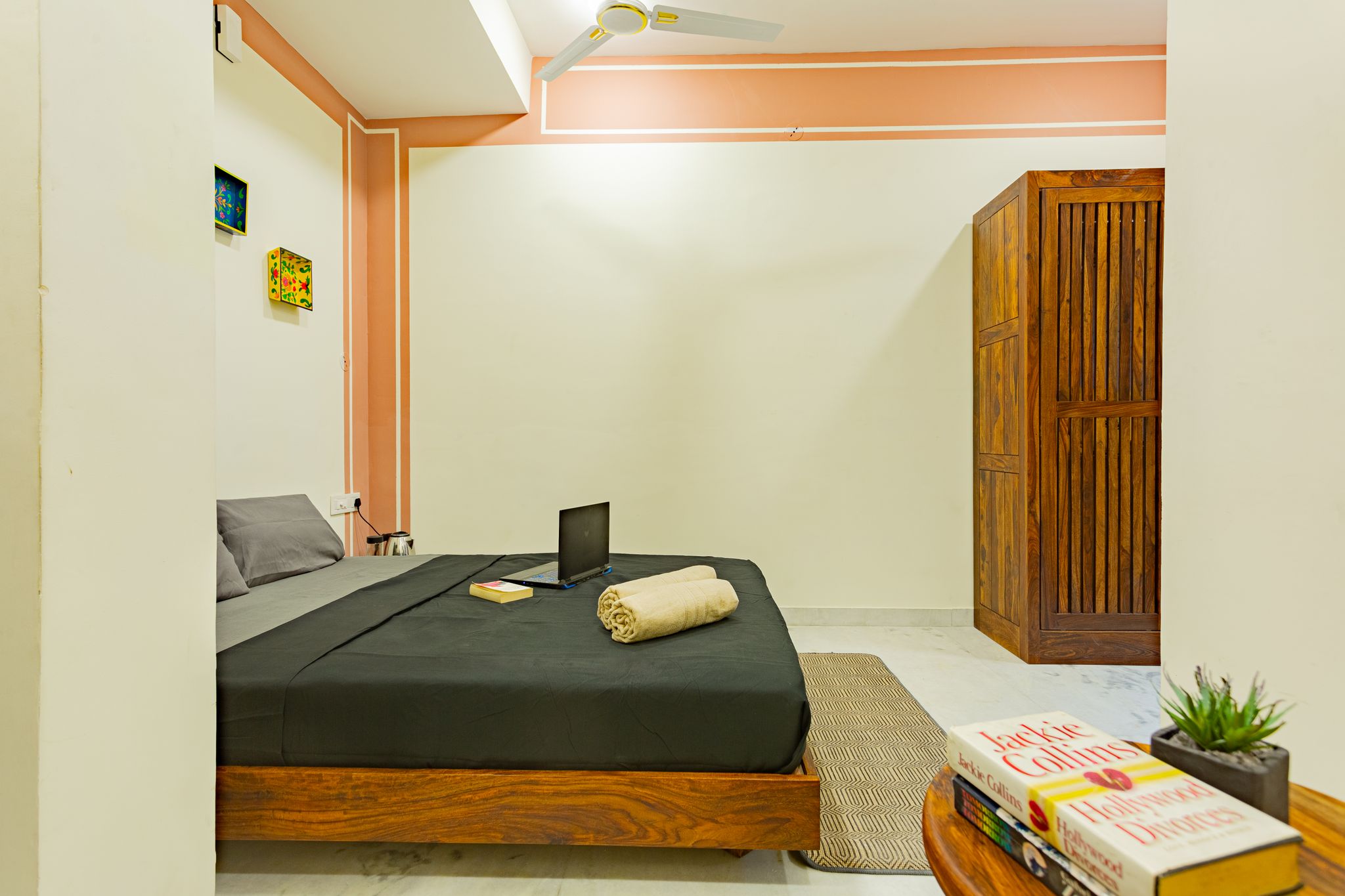 The Hosteller Jaipur, Hathroi Superior Double Room