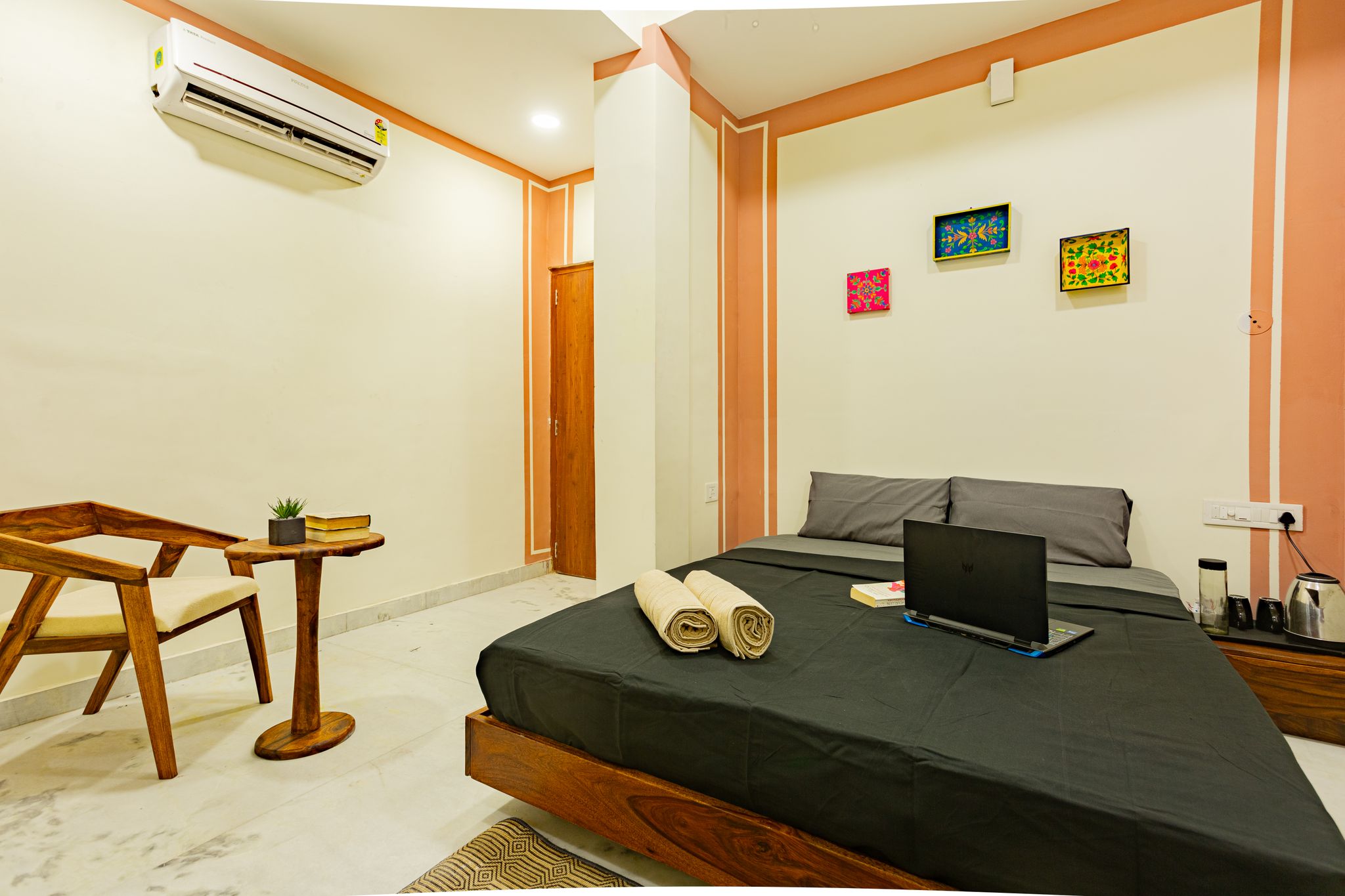 The Hosteller Jaipur, Hathroi Superior Double Room 4