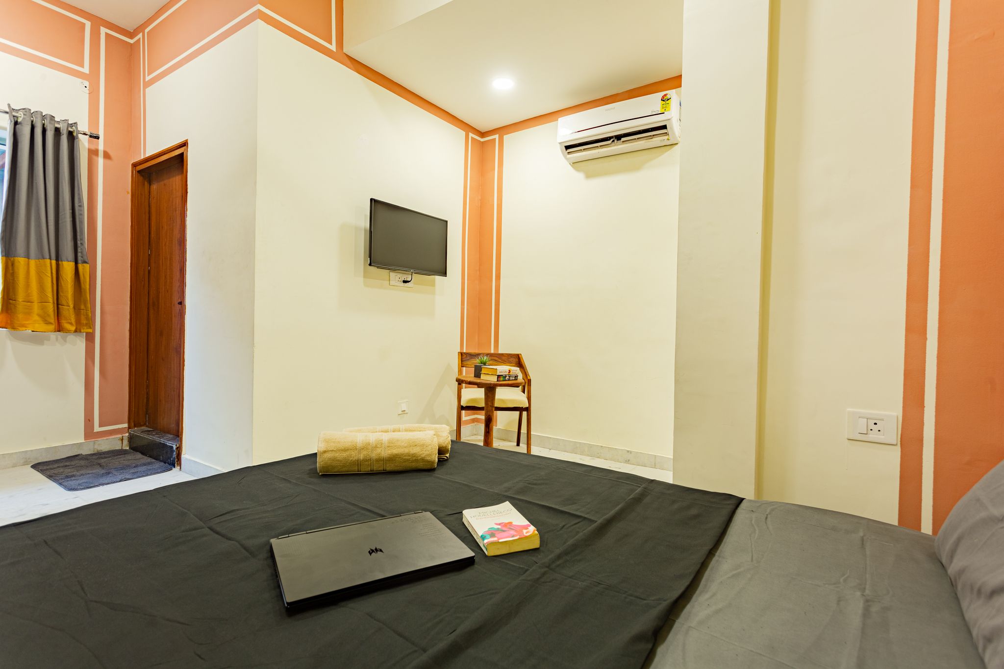 The Hosteller Jaipur, Hathroi Superior Double Room 6