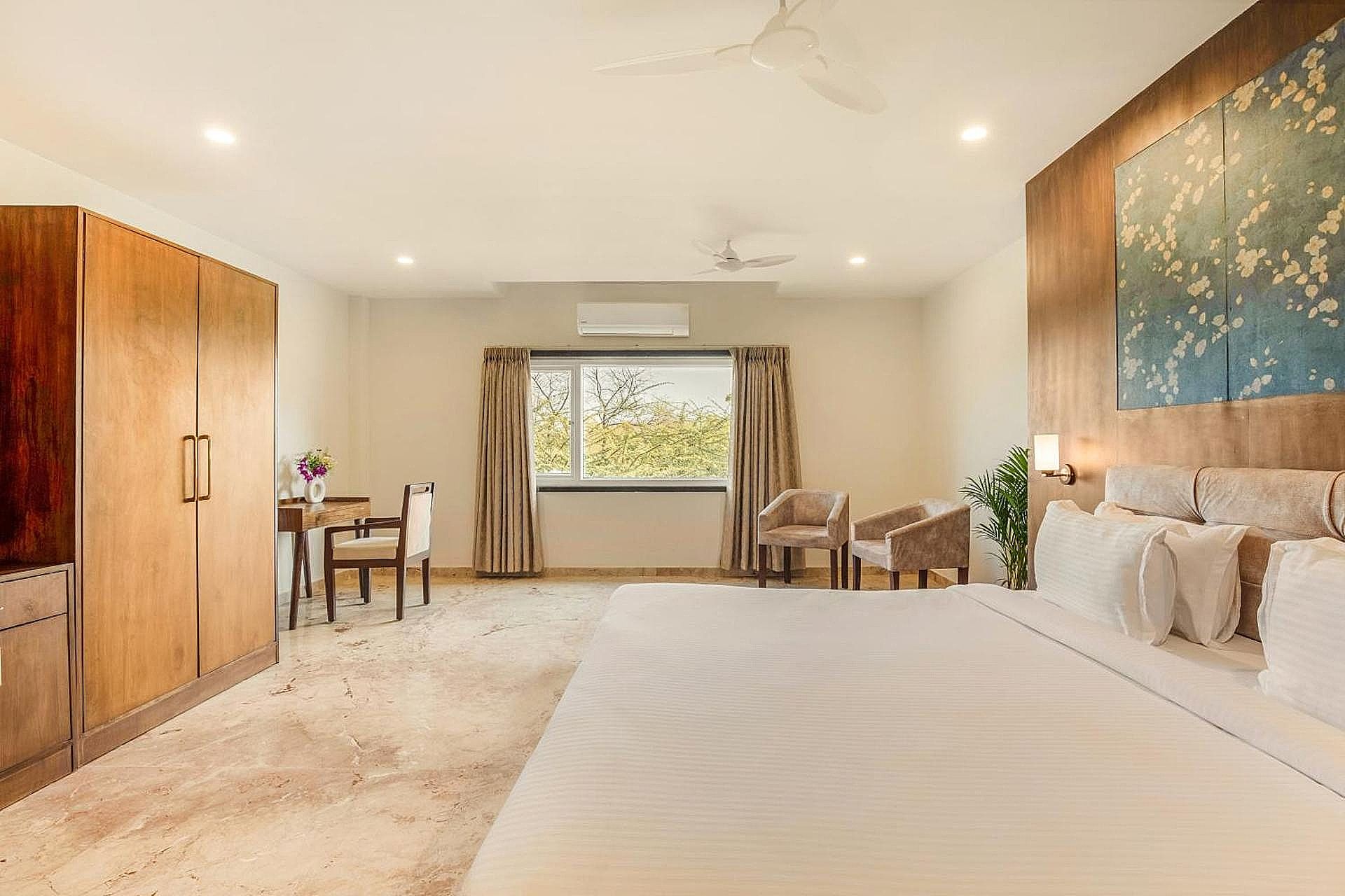 Junior Suite with View