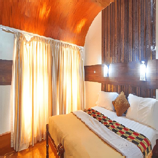 Indraprastham Houseboat One Deluxe Room in a Sharing Houseboat Night Stay (5.30Pm to 9Am) Allp