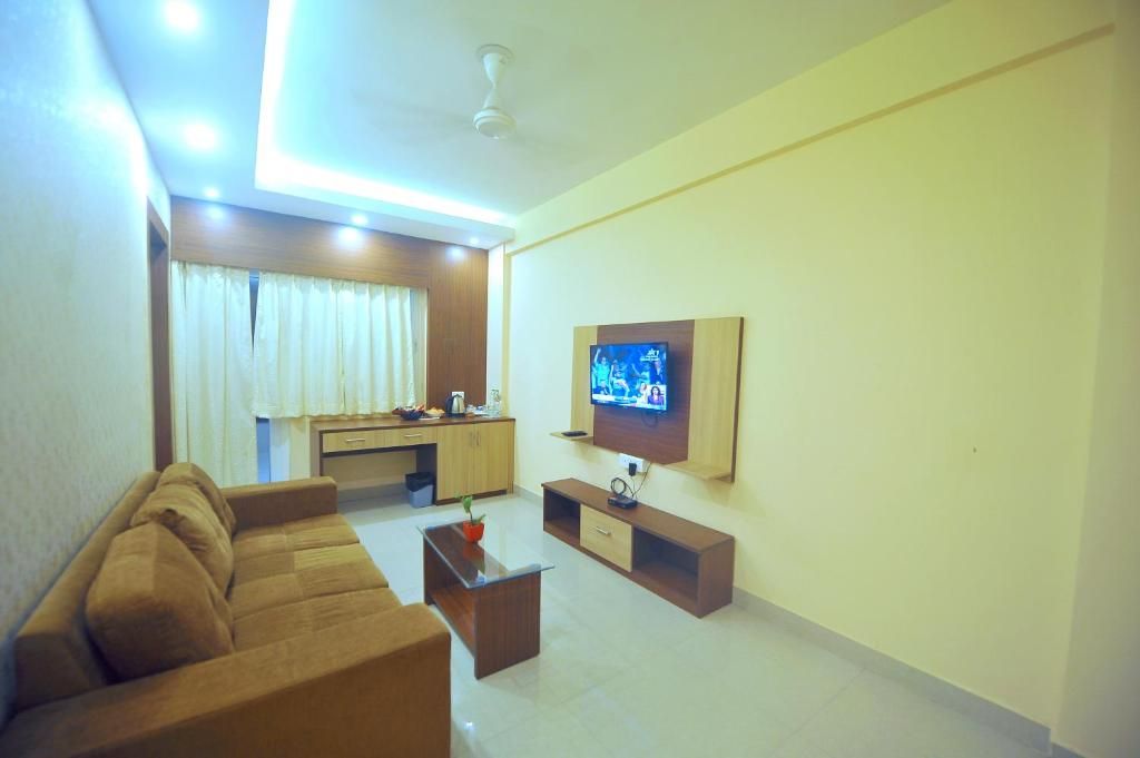 Hotel Kalash Deluxe AC Room 4