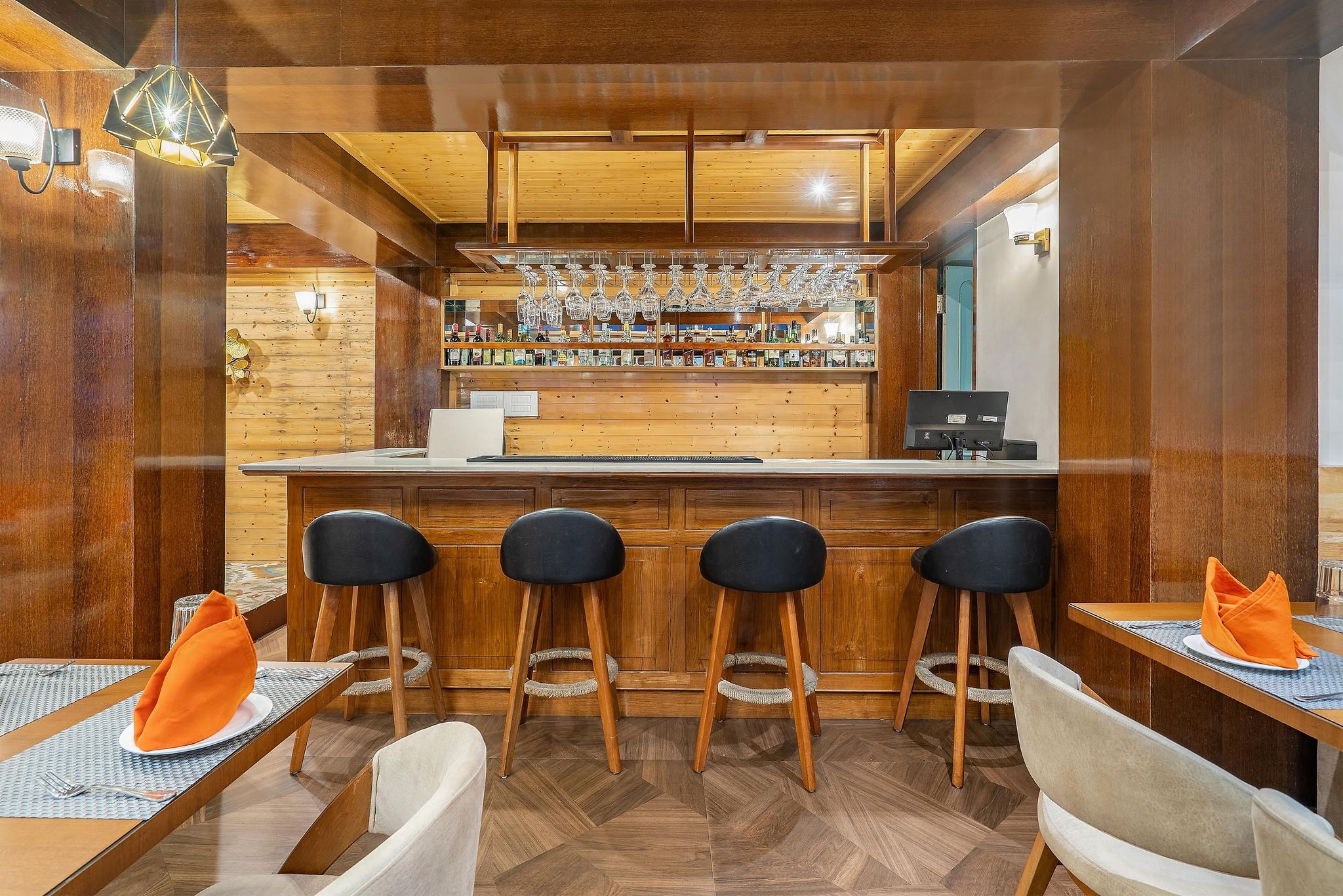 undefined Summit Alpine Abode Hotel (Centrally Air Conditioned) 10