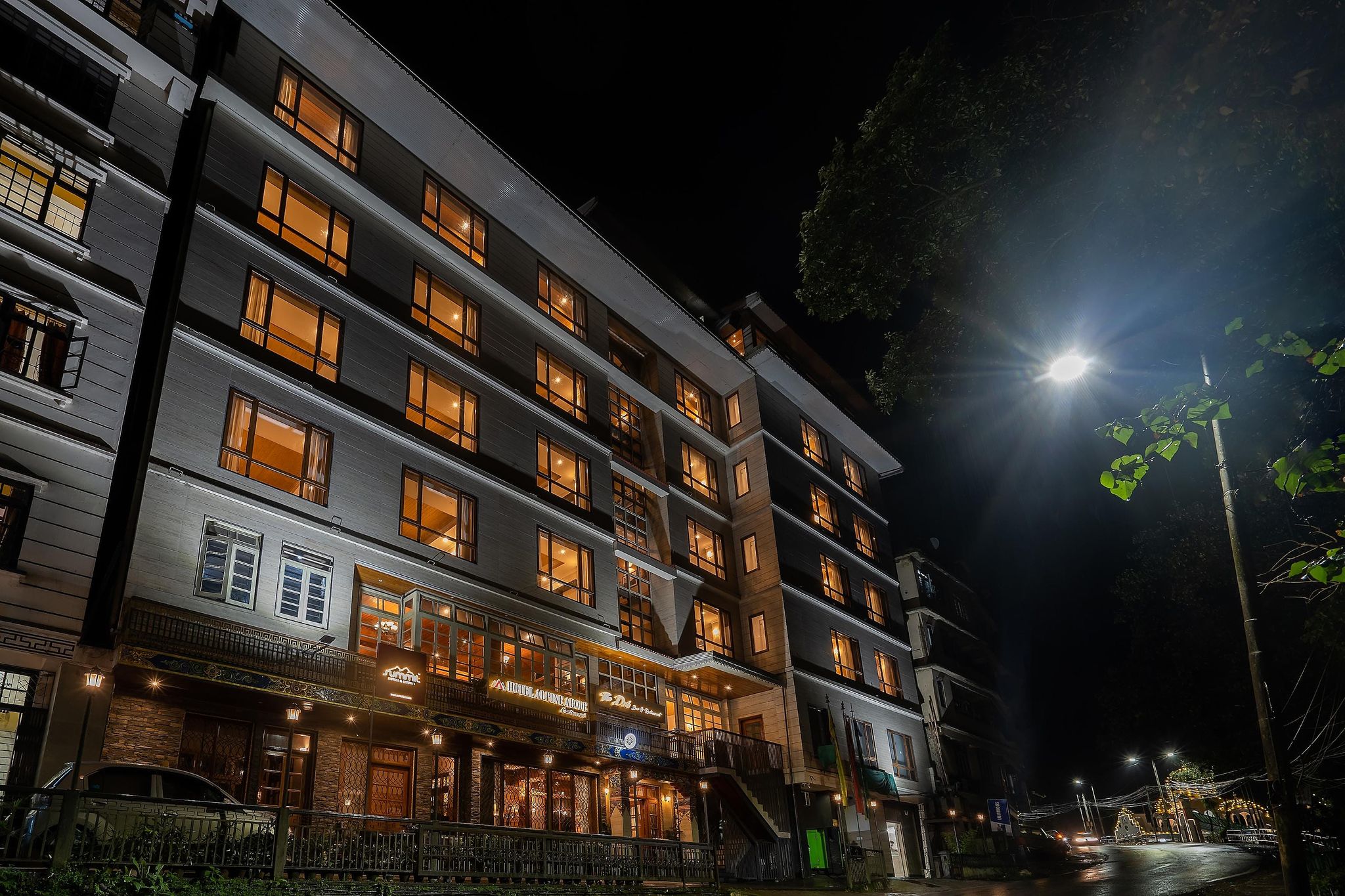 undefined Summit Alpine Abode Hotel (Centrally Air Conditioned)