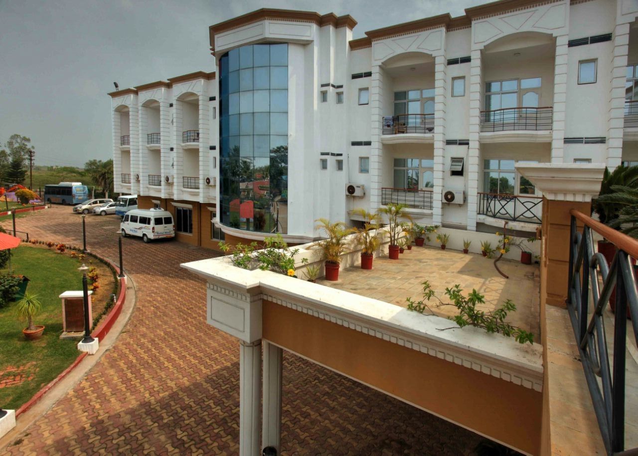Hotel Exterior