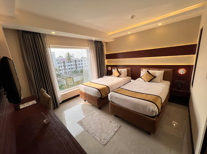 SUPERIOR ROOM