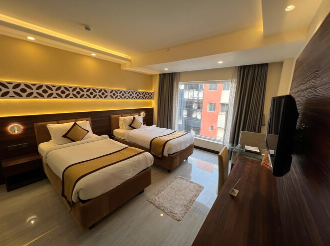 PREMIUM ROOM