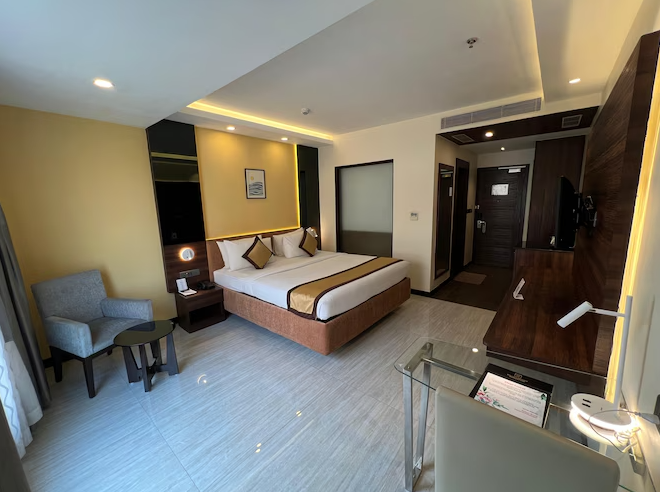 PREMIUM ROOM
