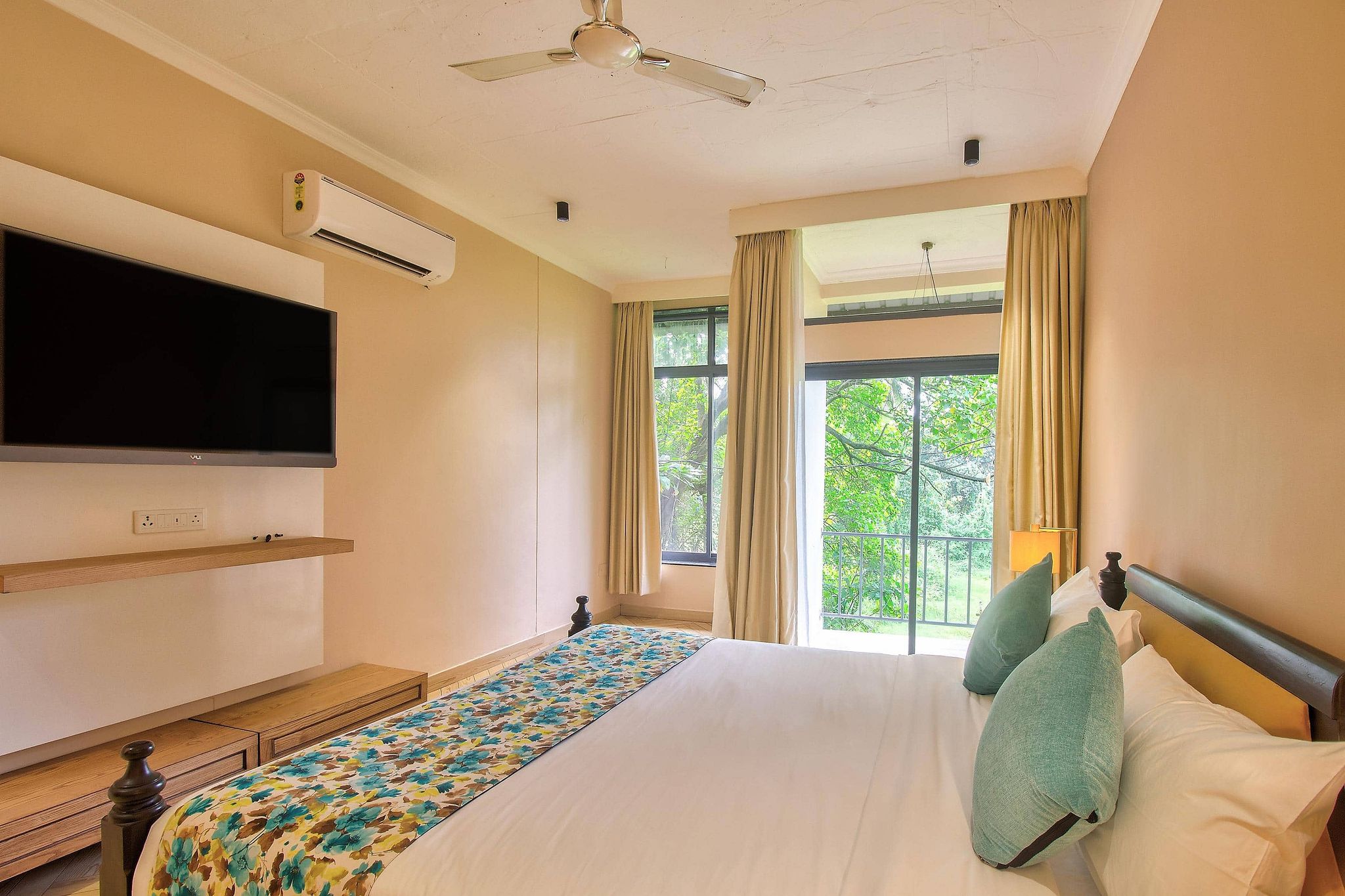 Premium Room