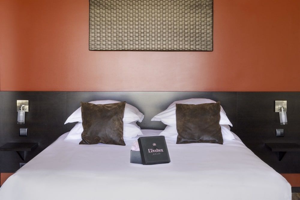 Premium Room, 1 King Bed, Kitchenette