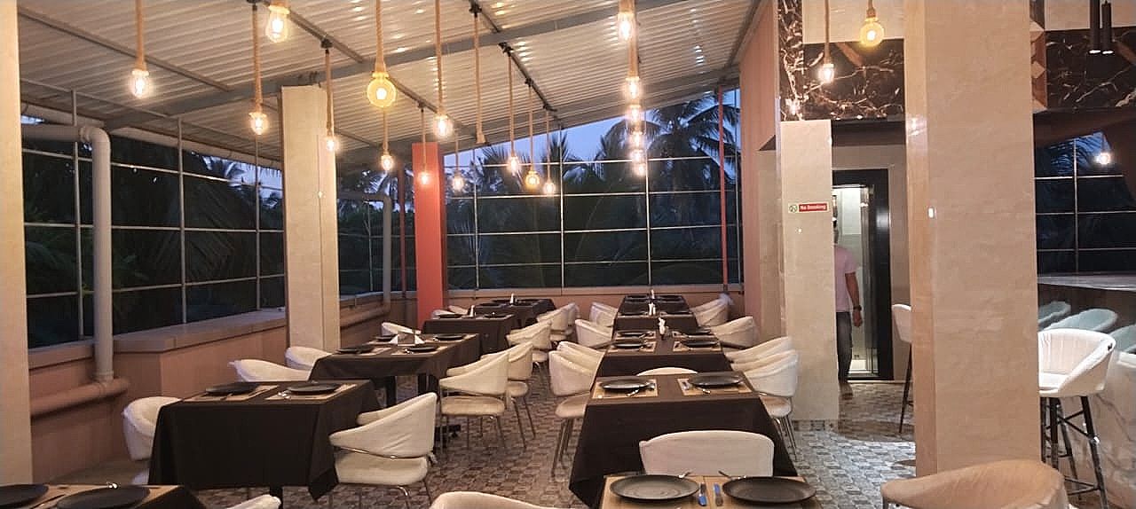 Food & Dining