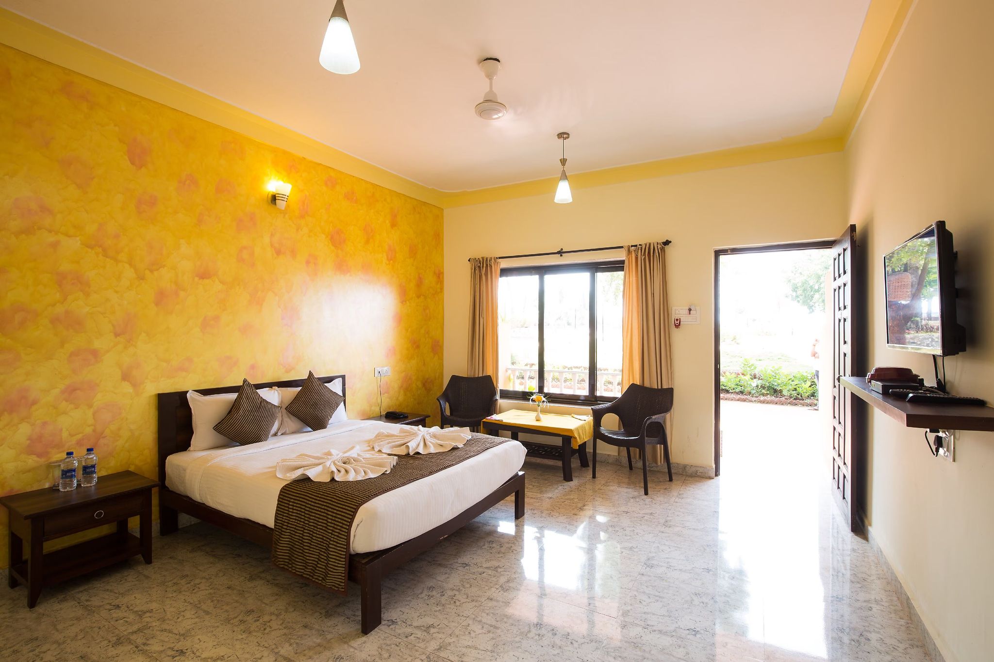 Deluxe Double Room with Balcony and Sea View