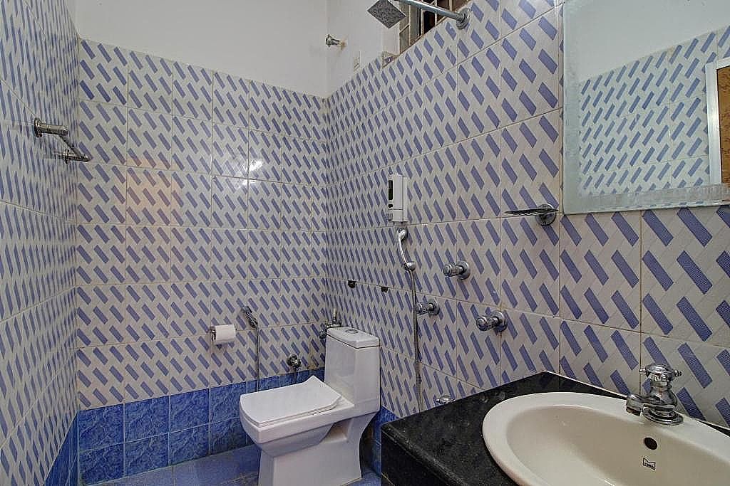 Deluxe Room with Pool View