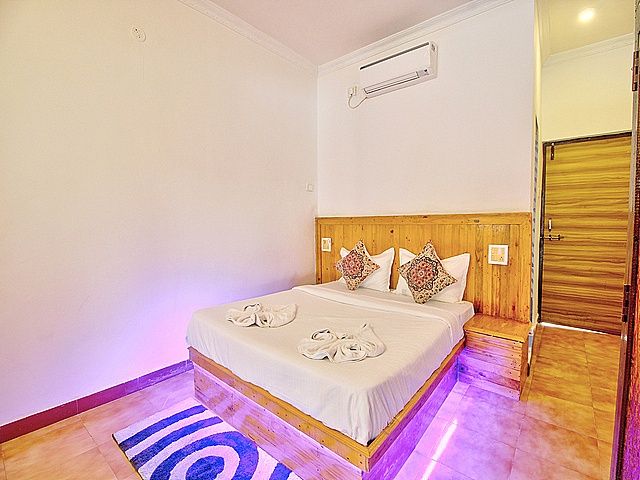 Standard Room with Pool View