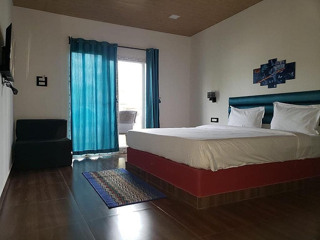 White Truffle Resort, Arambol Deluxe Cottage 3