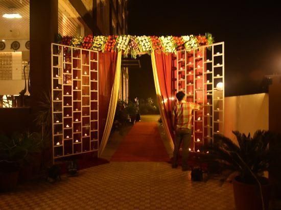 undefined HOTEL SANDSTONE 8