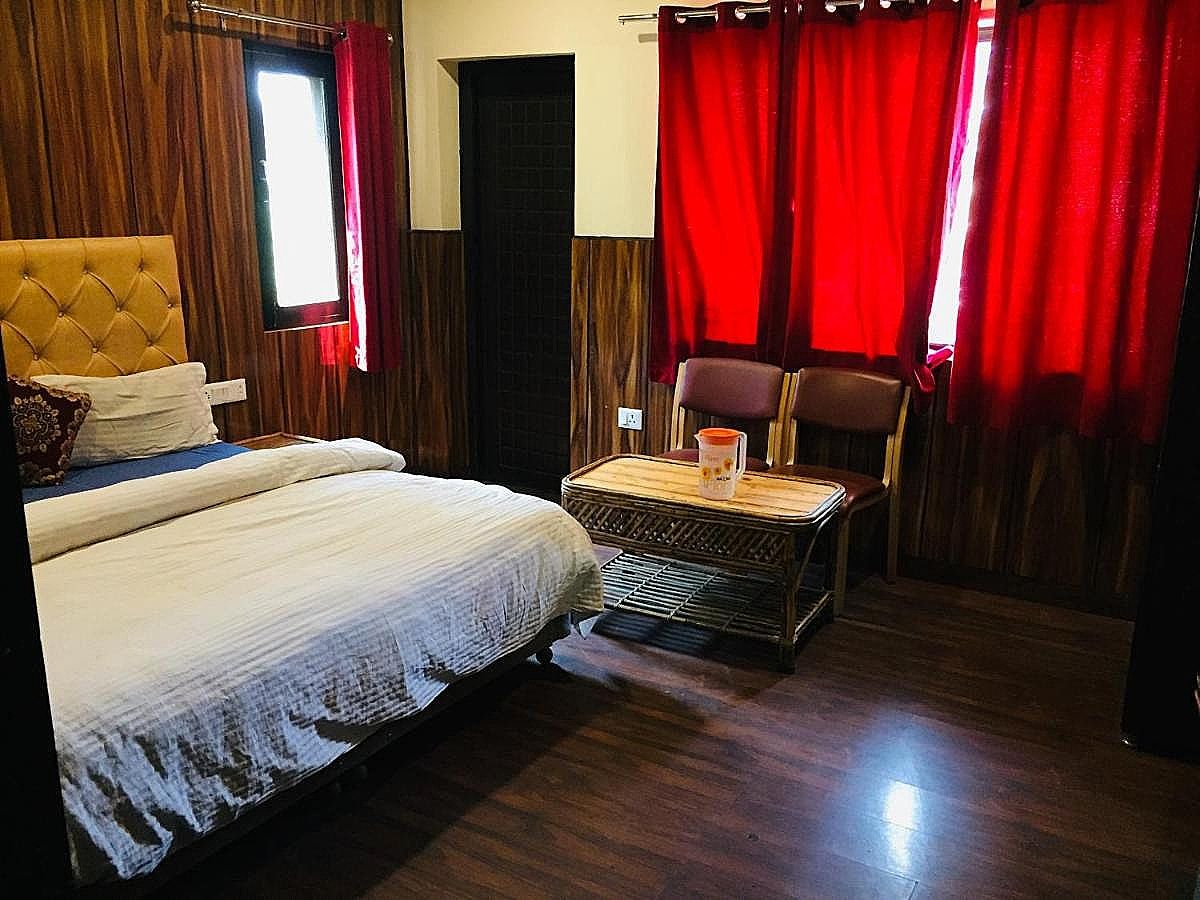 Hotel Prem G
