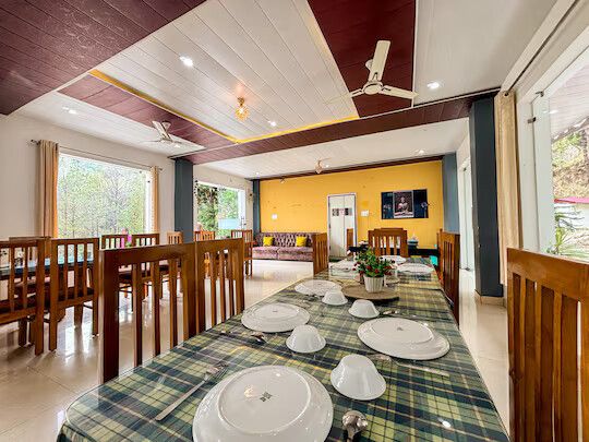 Food & Dining