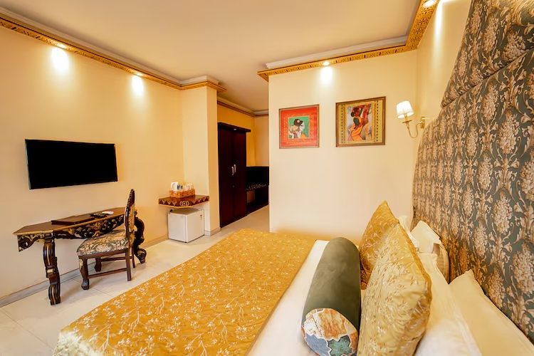 Premier Ganga View Room