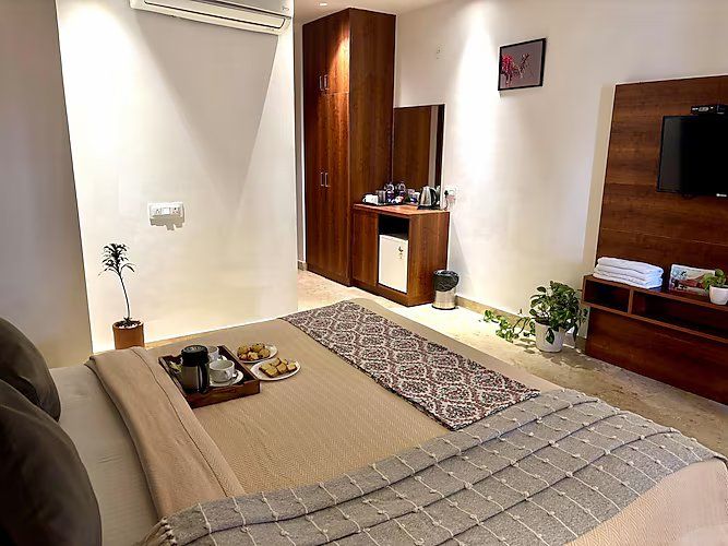 Deluxe Room With Standing Balcony