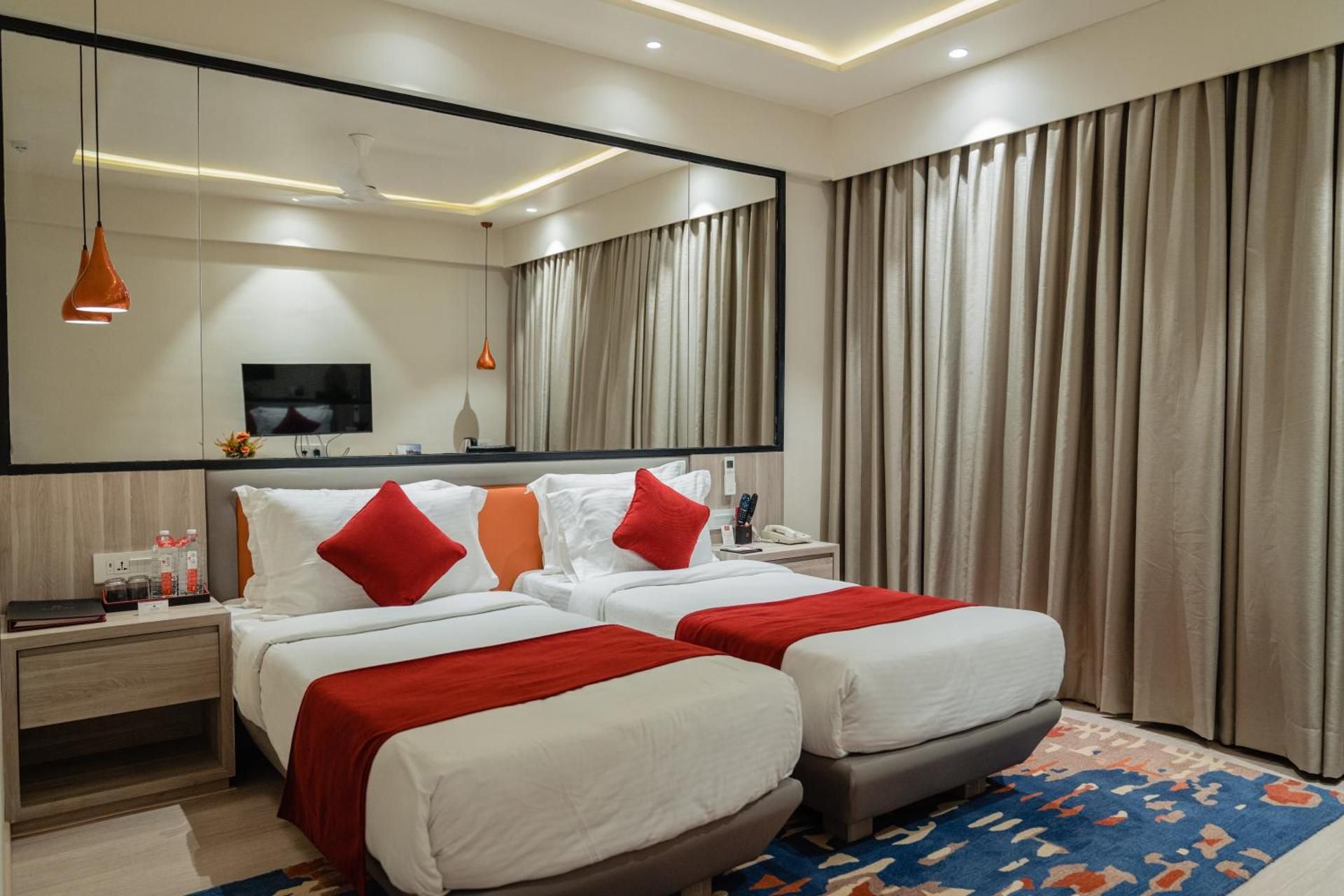 Lords inn Rajkot Deluxe 2
