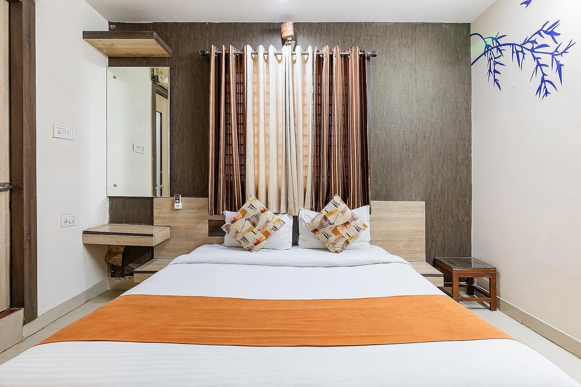 Via Shree Regency Deluxe Room 6