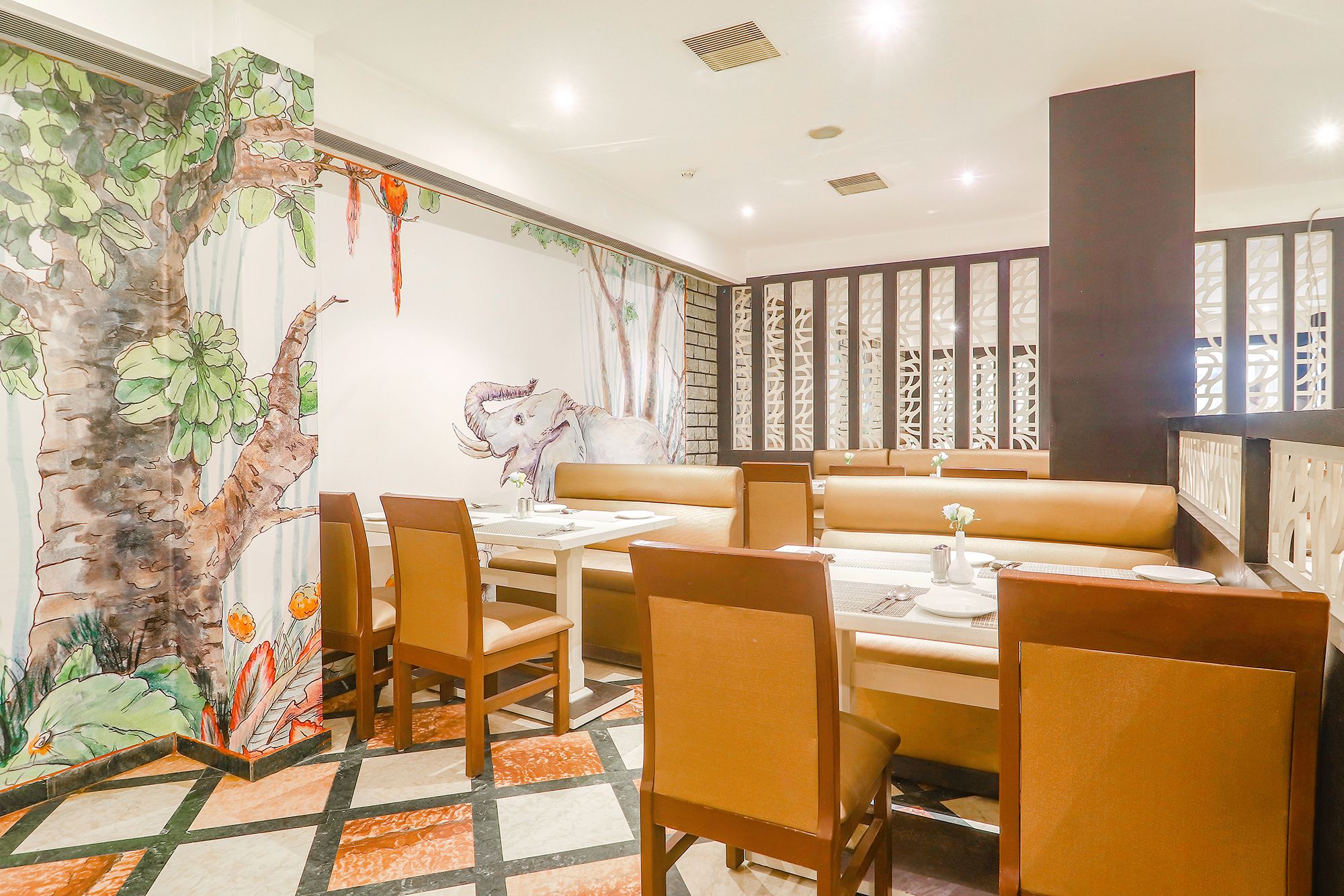 Food & Dining