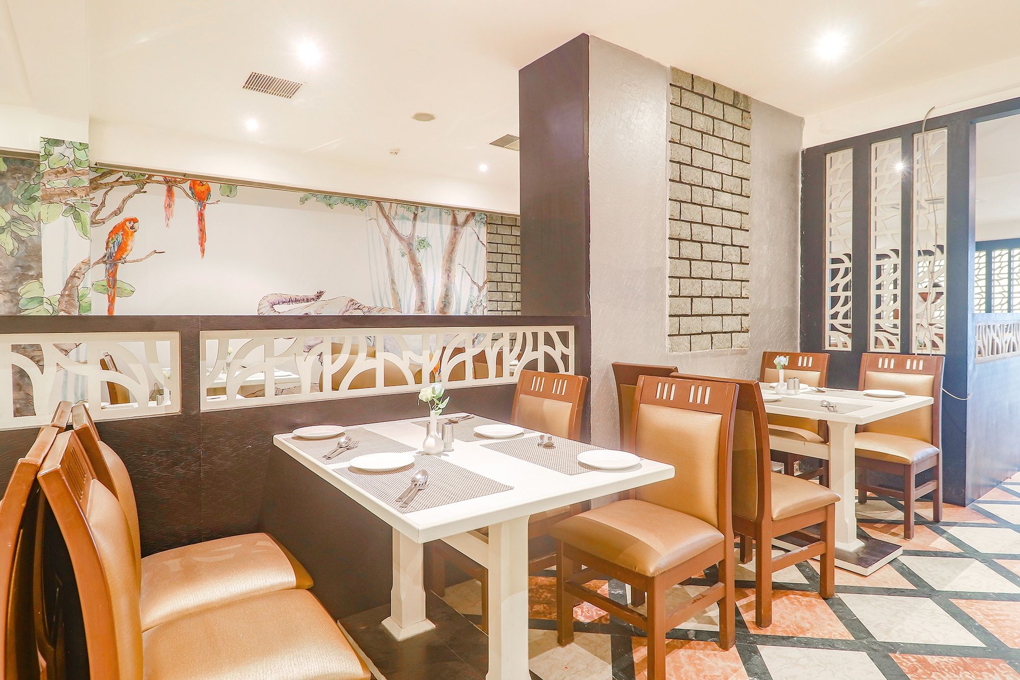 Food & Dining