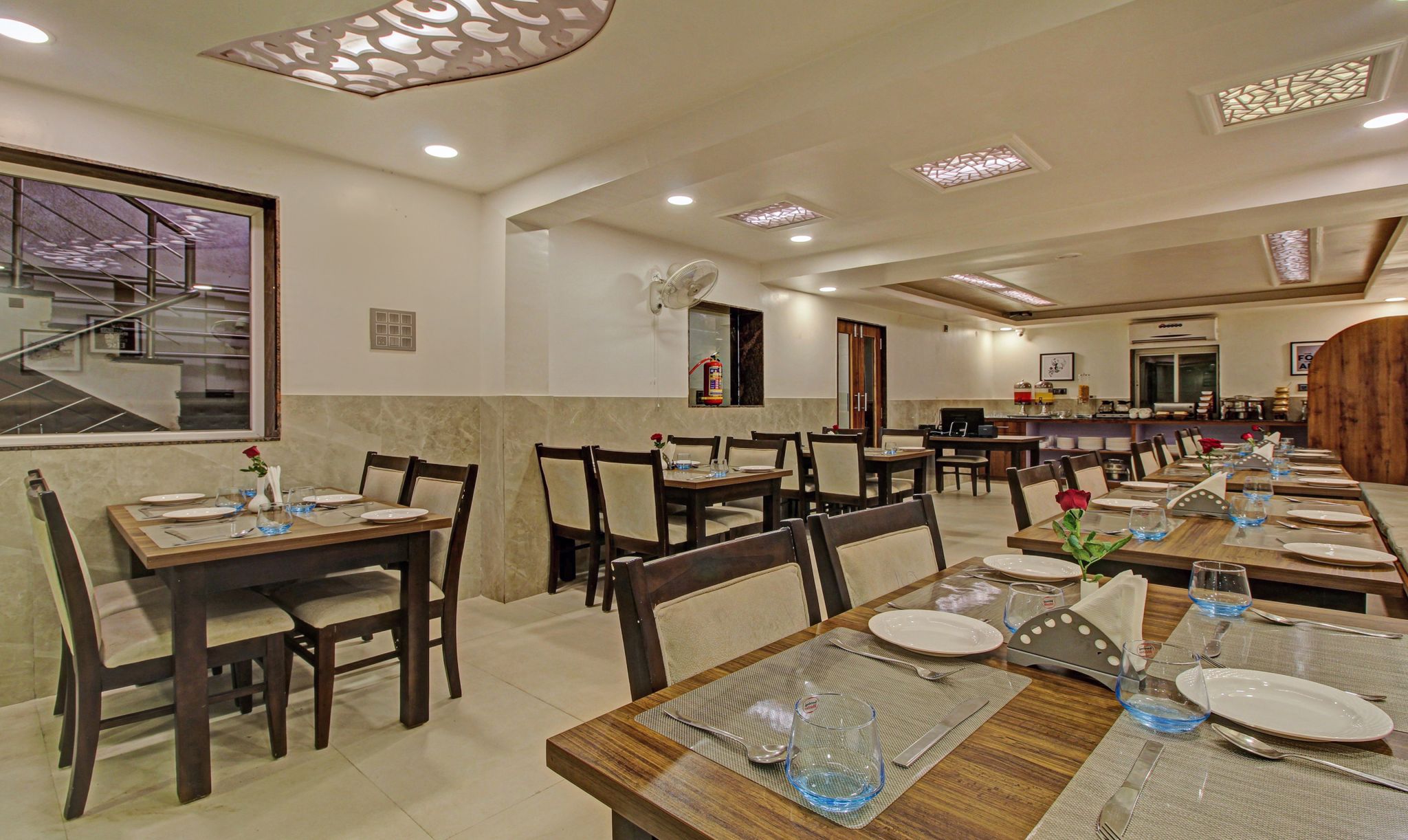 undefined Nivanta By Royara 10